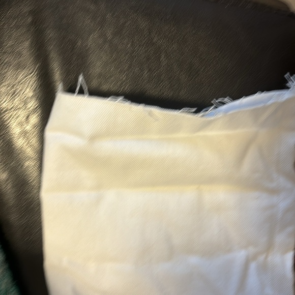 Gap White Denim Jeans Girlfriend Mid Rise frayed hem sz: 29 tall or sz 8 tall - Picture 4 of 4